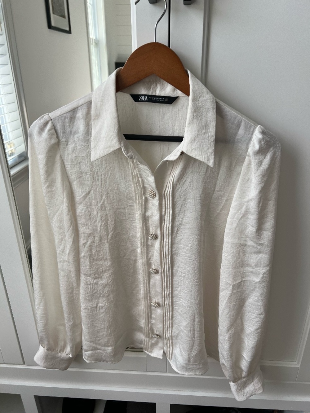 ZARA Ivory Textured Satin Pearl Rhinestone Button Up Top Size M